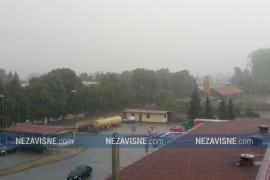 Snažan grad pogodio dijelove Banjaluke