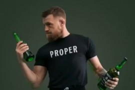 Mekgregor udario starca jer je odbio piće