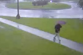 Kamera snimila udar groma u čovjeka