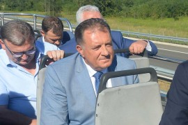 Dodik: Došao sam putem koji je izgradio Vučić