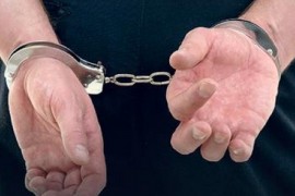 Državljanin SAD na letu iz Sarajeva za Zagreb nosio vojnu opremu