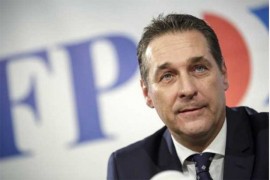 Štrahe za Opernbal potrošio 25.000 evra