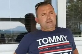 Vlasnik kafića kod Knina: Imali su šipke i palice, žene i djeca su ...