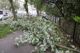 Oprez: Moguće lokalne nepogode praćene gradom i jačim vjetrom