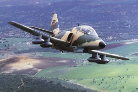 Poginuo pilot vojnog aviona koji se srušio u more