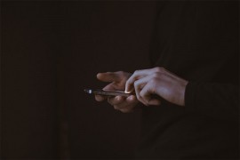Od zatvorenika oduzeta 162 mobilna telefona