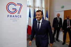 Makron Bolsonaru: Ne možemo dozvoliti da sve uništite
