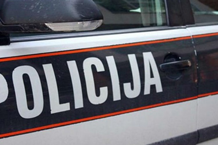 Auto se zabio u zid tunela kod Jablanice