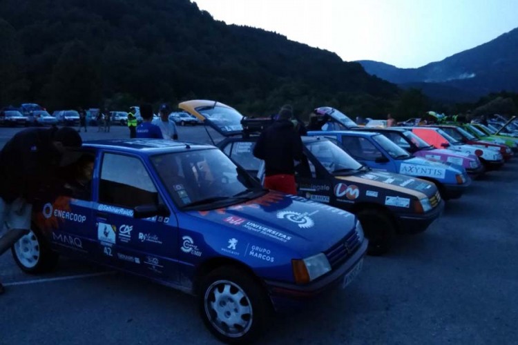 Francuski karavan pežo vozila vjeran Tjentištu