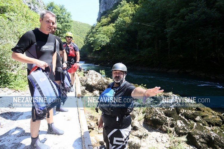 Ljubitelji prirode čistili kanjon Tijesno