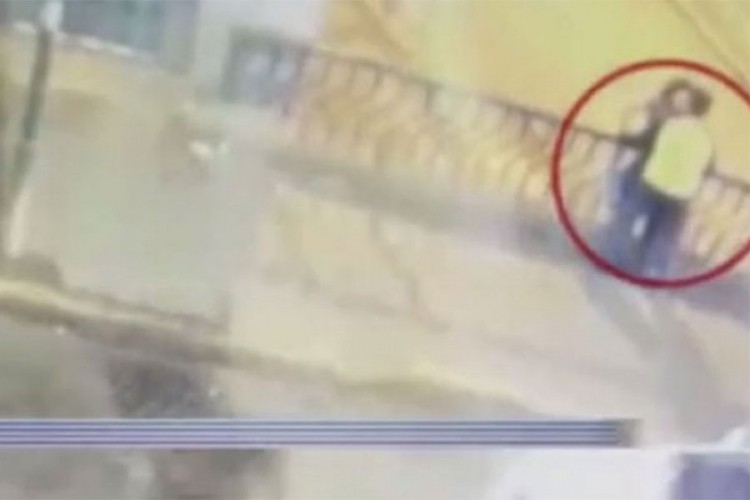 Ljubili se na mostu, u sljedećem trenutku bili su mrtvi