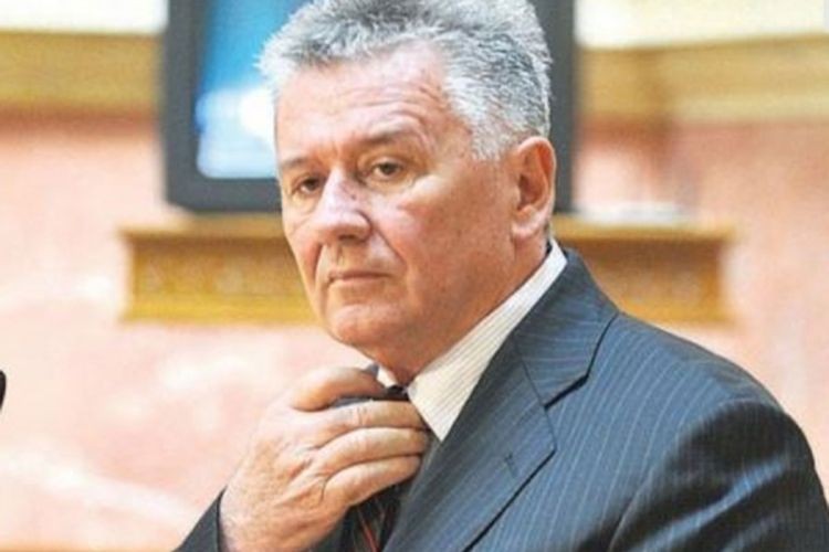 Velimir Ilić tuži Kurir zbog teksta o "domino dami"