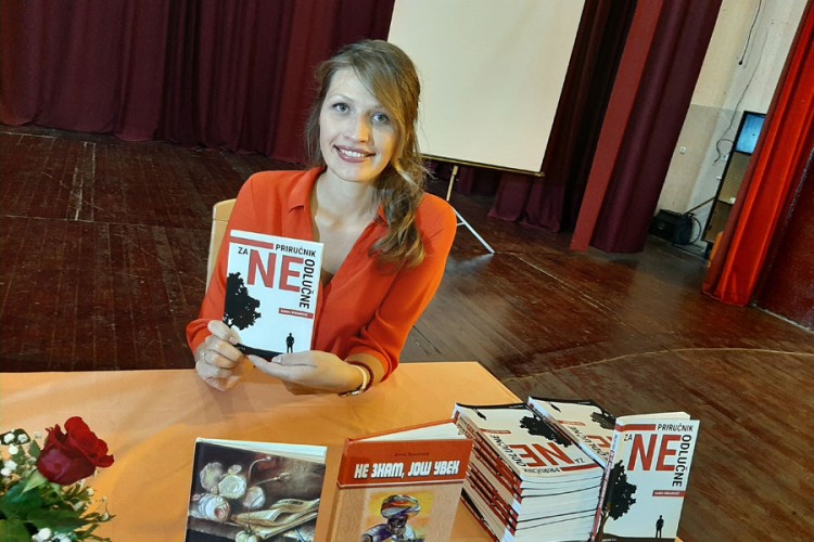 Promovisana knjiga "Priručnik za neodlučne"