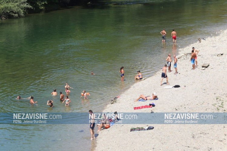 Vreli ljetni dan u Banjaluci, Vrbas najbolji spas