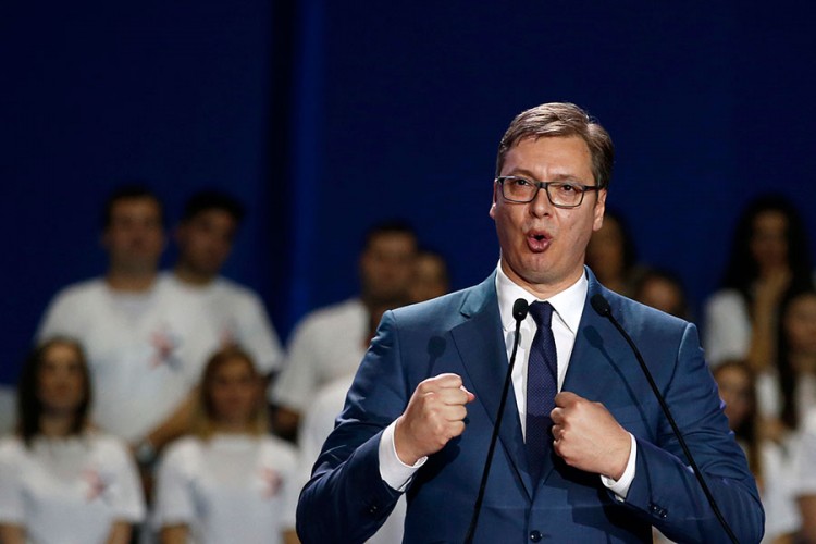 Vučić: Nema pregovora, ali i dalje ima pritisaka
