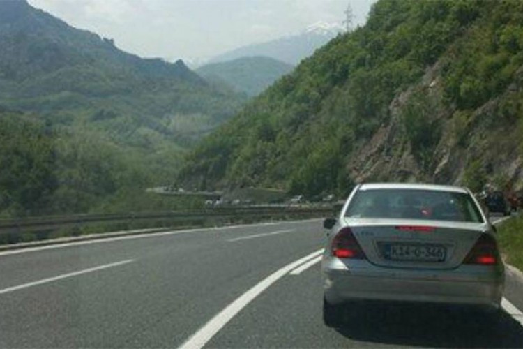 Saobraćaj u BiH prohodan,na granicama gužve
