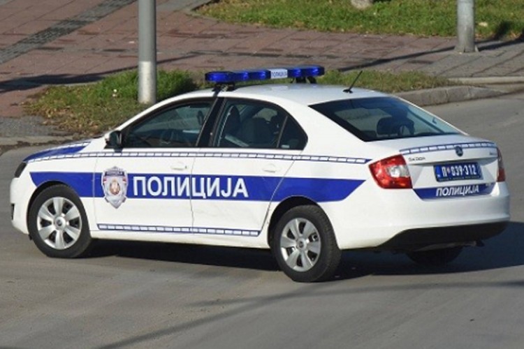 Radnik poginuo dok je pokušavao da popravi lift