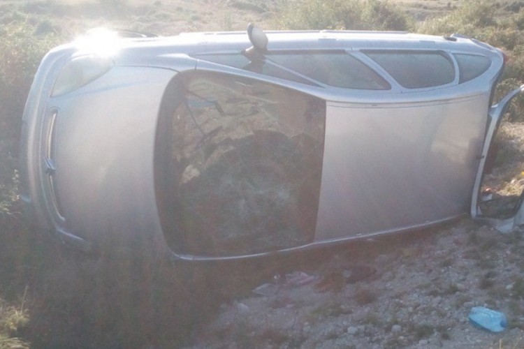 Sudar Dobojlija kod Trebinja: Auto se prevrtao, u njemu bila trudnica