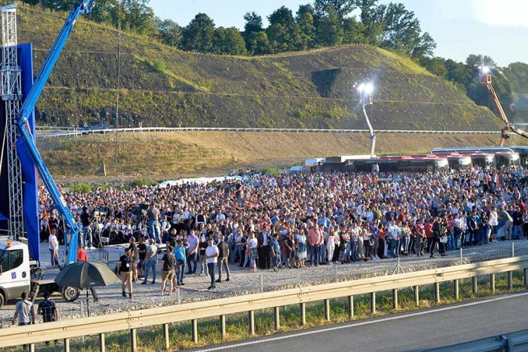 Svečano otvoren autoput "Miloš Veliki"