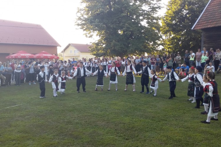 Ekipa "Jutrogošte" pobjednik kulturno-zabavnog karavana