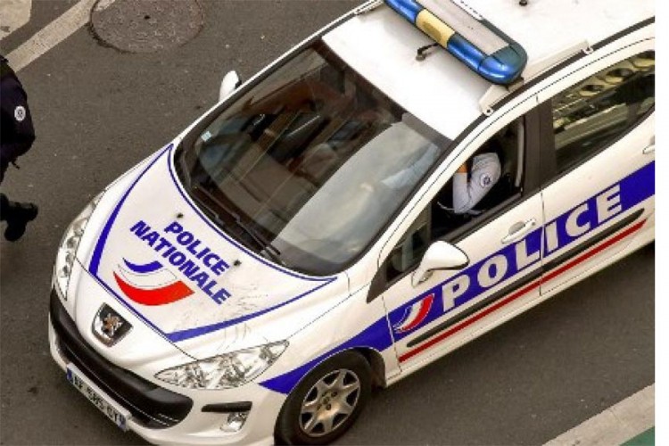 Zaustavili oca s dvoje djece u autu, u gepeku našli mrtvu ženu