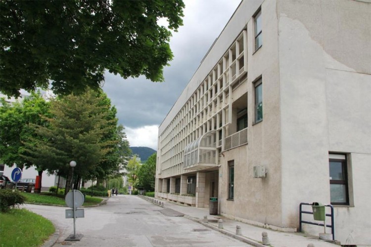 KCUS: U bolnici desetoro djece, dvoje u težem stanju