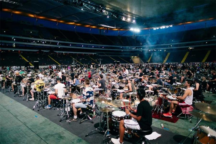 Kako zvuči kad 1000 muzičara svira Rage Against The Machine klasik?