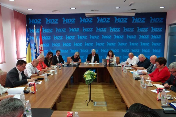 HDZ BiH: Implementirati sporazum koji su dogovorile tri stranke