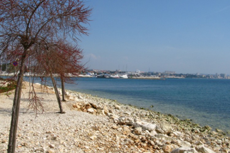 Dvoje turista umrlo na zadarskoj plaži