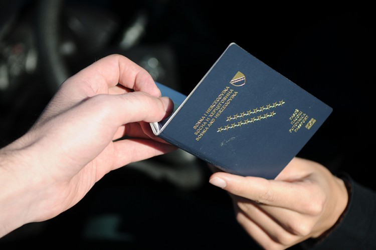 BiH podijelila 161 pasoš biznismenima, sportistima i profesorima