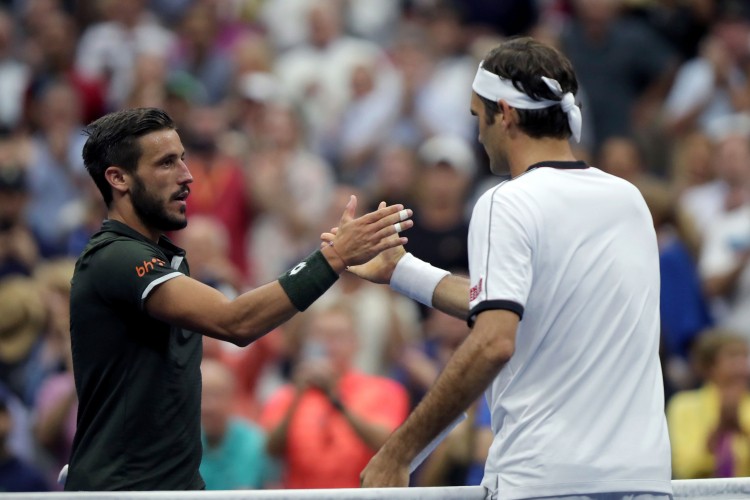 Federer katastrofalno počeo, pa se nekako izborio sa Džumhurom