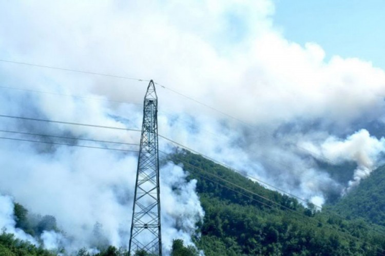 Požar na planini Visočici kod Konjica i dalje se širi