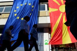Skoplju datum, ostali u "magareću klupu"
