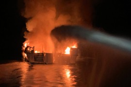 Zapalio se brod kod Los Anđelesa, traga se za 34 putnika