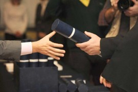 Čije diplome traži Višković?