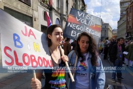 Šmrkovima oprali ulicu poslije gej parade