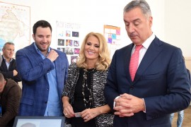 Milo Đukanović ženi sina na Svetom Stefanu