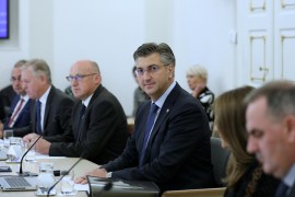 Plenković: Vulinovih 11 ne može ući mimo propisa