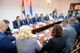 Dodik i Vučić sa načelnicima zapadnokrajiških opština
