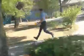Motociklom udarili policajca i pobjegli, prolaznik snimio potjeru