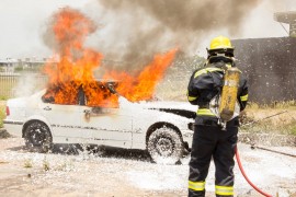Auto i četiri kamiona kod Splita zapaljeni namjerno