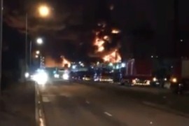 Veliki požar u fabrici hemikalija u Francuskoj