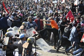 Student poginuo u sukobu demonstranata i policije
