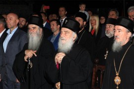 Patrijarh Irinej u manastiru Podlastva: Živa je naša vera