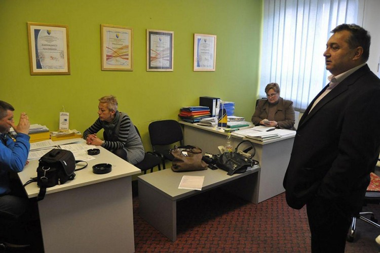 Direktori škola guše štrajk u USK-u