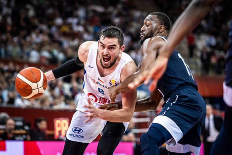 Amerikanci lako sa Česima na startu Mundobasketa
