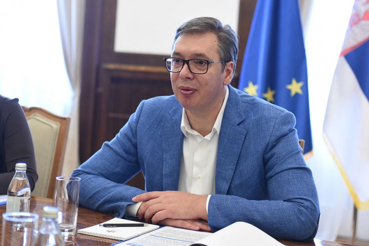 Vučić: Opasno otvaranje mosta na Ibru, Albanci fascinirani severom