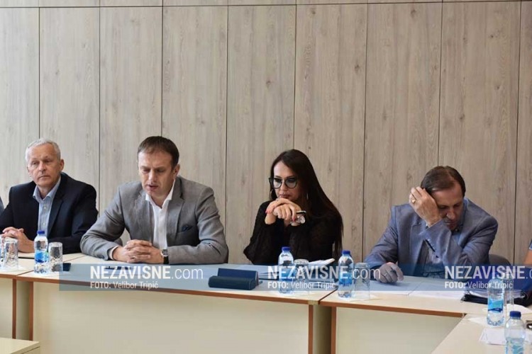 Trgovci bez ugovora mogli bi ostati bez struje