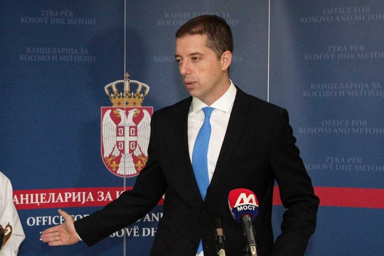 Ðurić: Priština traži ljude da "glume" Srbe