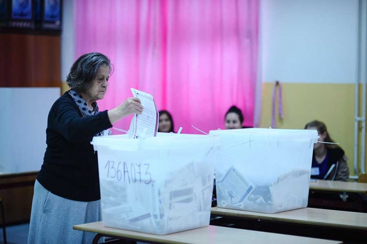 EU želi skenere i kamere na biralištima u BiH
